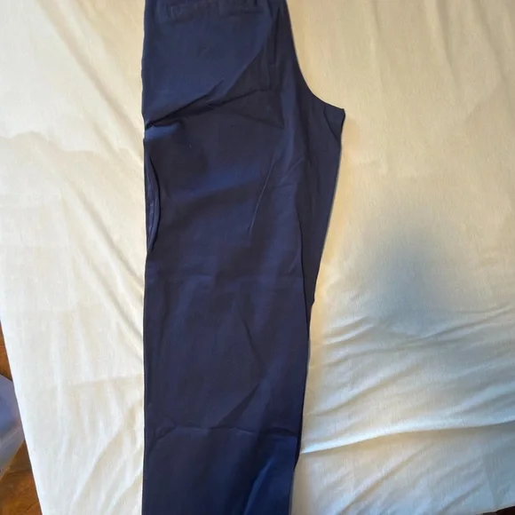 Nike Midnight Blue and Ivory Shorts - Picture 5 of 5